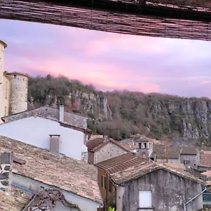 Vogüé Meublé 2 étoiles, Belle Vue De Vogüé Appartement