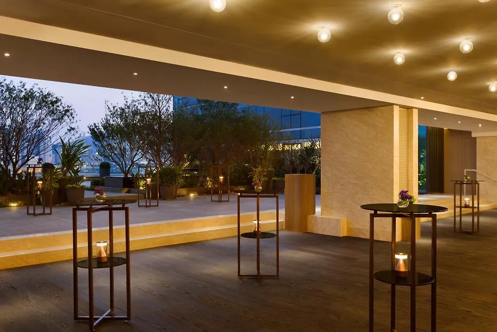 Kerry Hotel Hong Kong By Shangri-La 5*,
